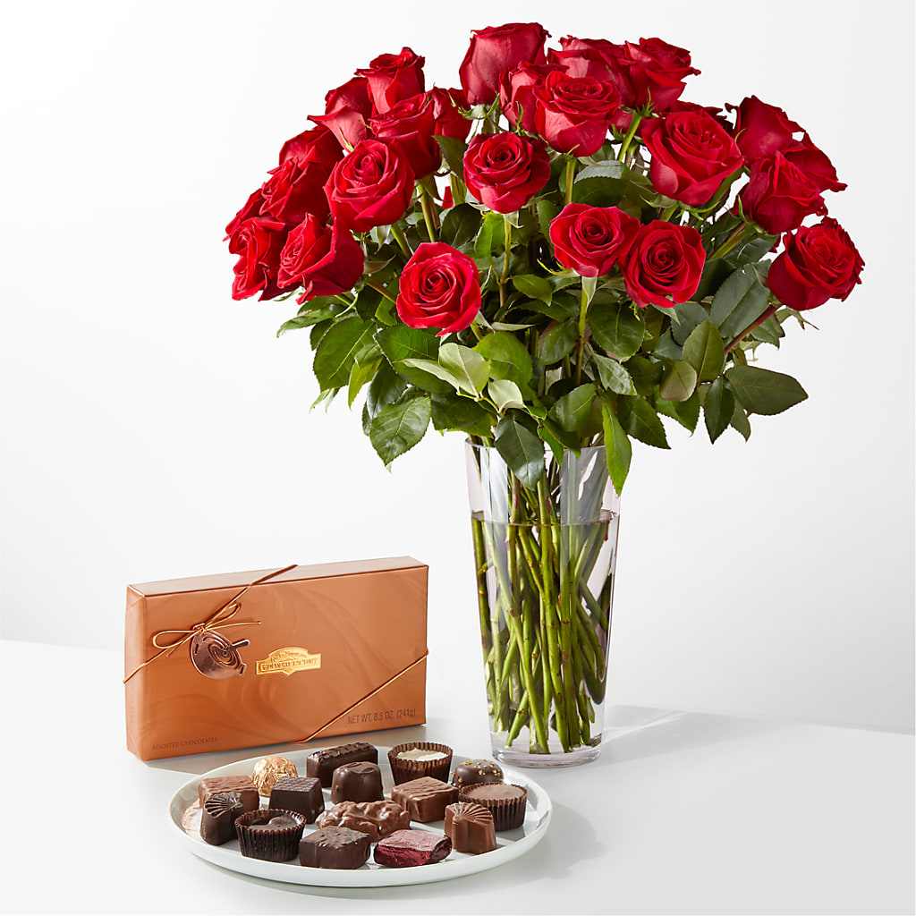 Romantic Long Stem Red Rose Bouquet Bundles – Moreno Valley Flower Box, Moreno Valley CA