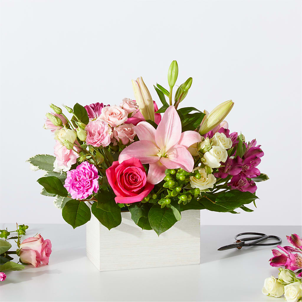 Sweetberry Box – A Florist Original – Moreno Valley Flower Box, Moreno Valley CA