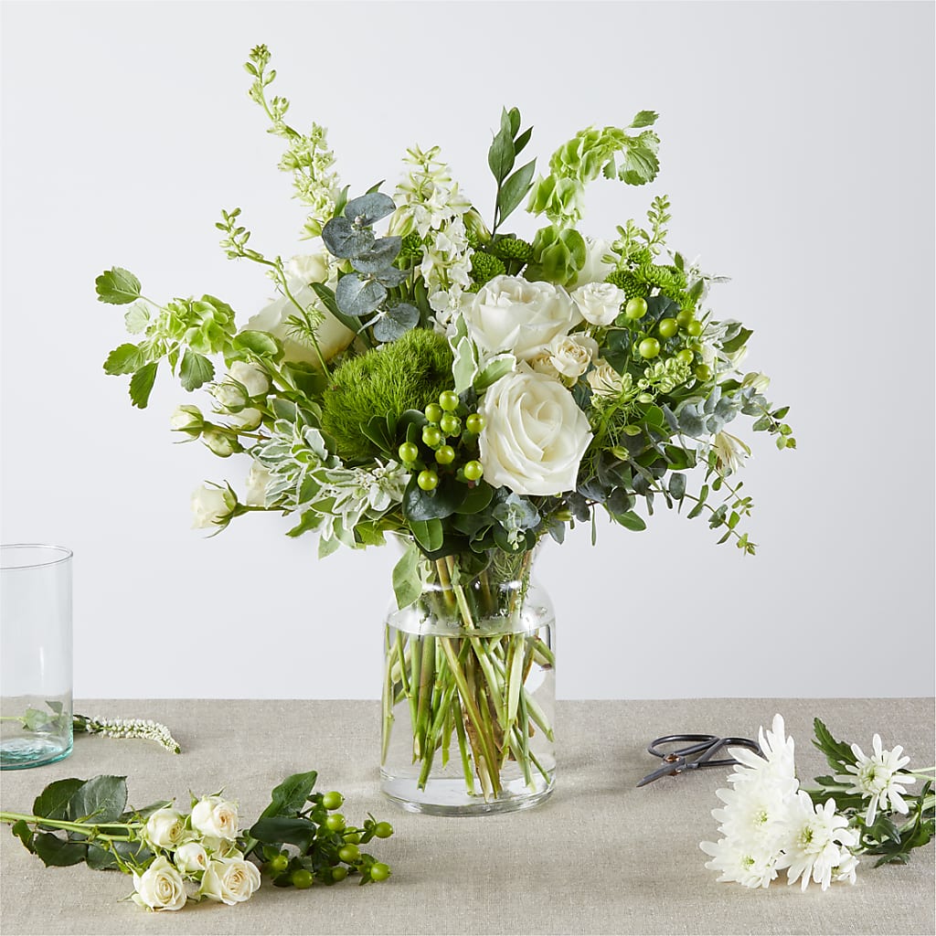 Irish Garden - A Florist Original – Moreno Valley Flower Box, Moreno Valley CA