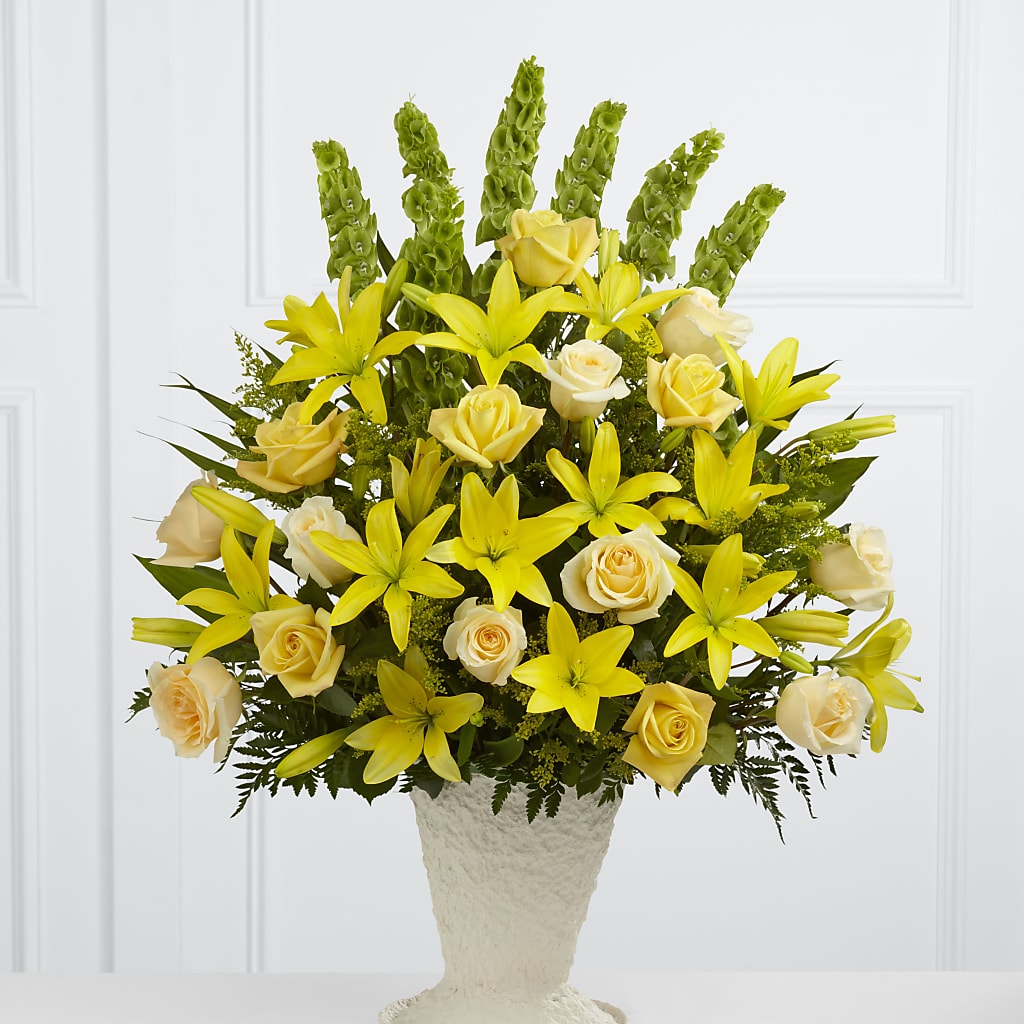 Golden Memories Arrangement – Moreno Valley Flower Box, Moreno Valley CA