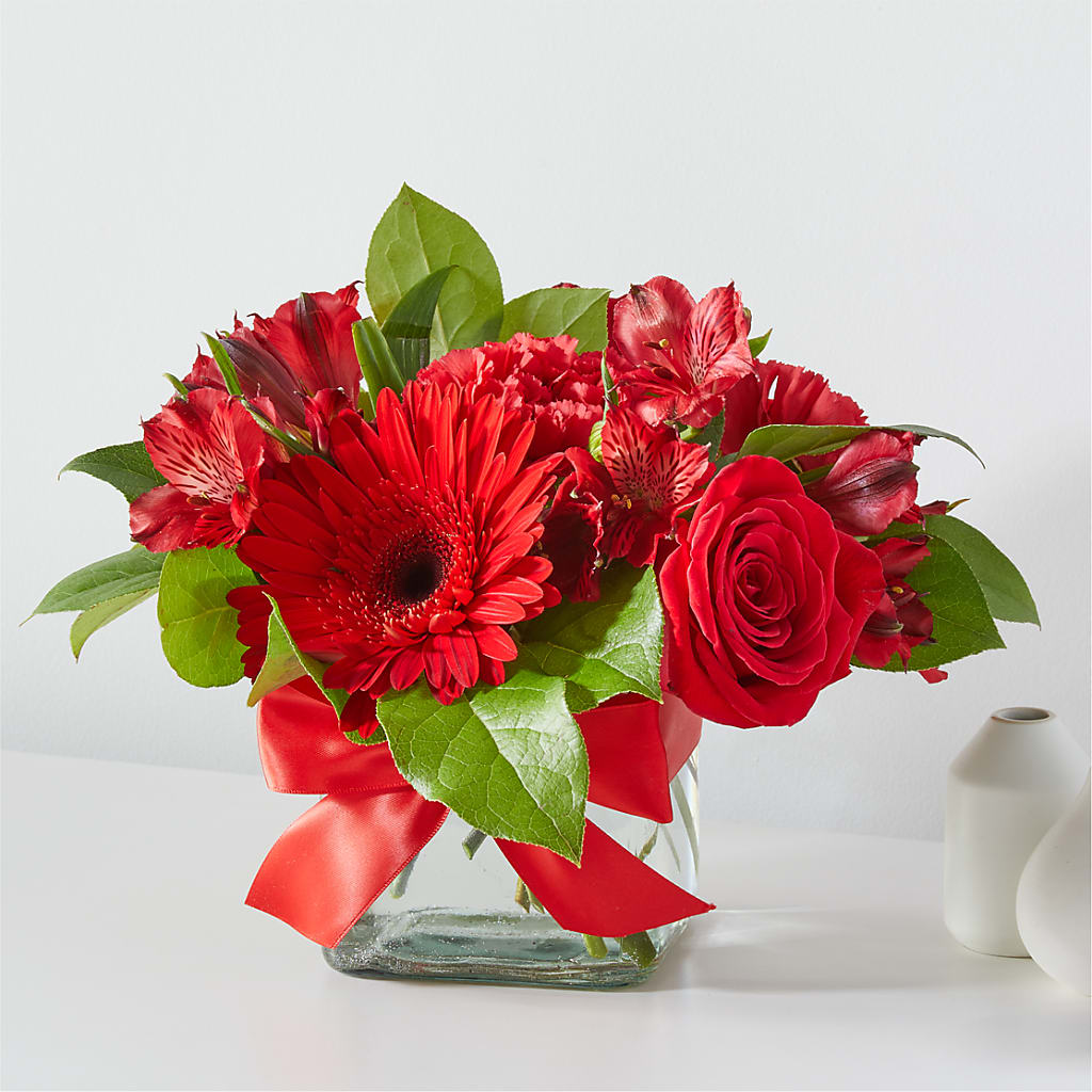 Red Hot Bouquet – Moreno Valley Flower Box, Moreno Valley CA