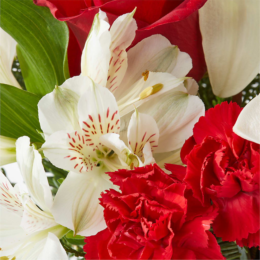 Holiday Season Bouquet –  Moreno Valley Flower Box, Moreno Valley CA