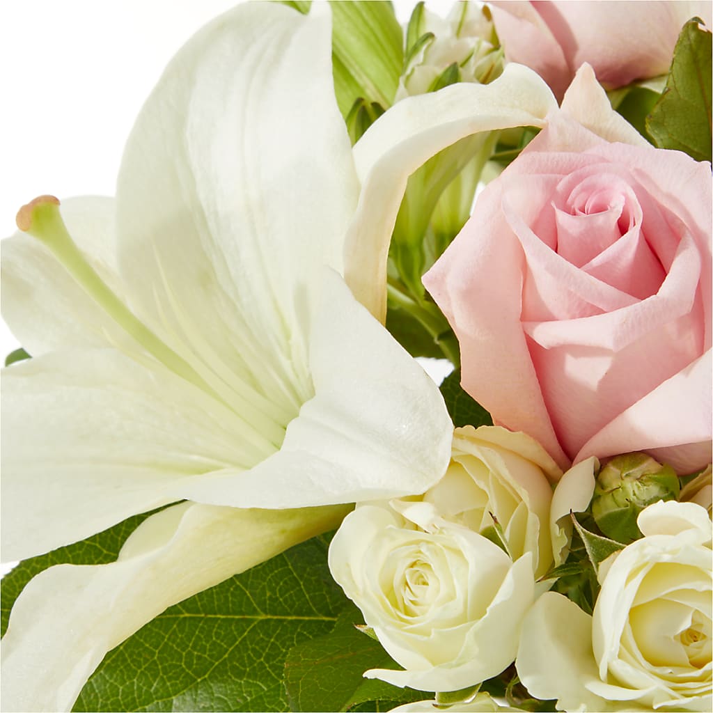 Kindhearted Bouquet –  Moreno Valley Flower Box, Moreno Valley CA