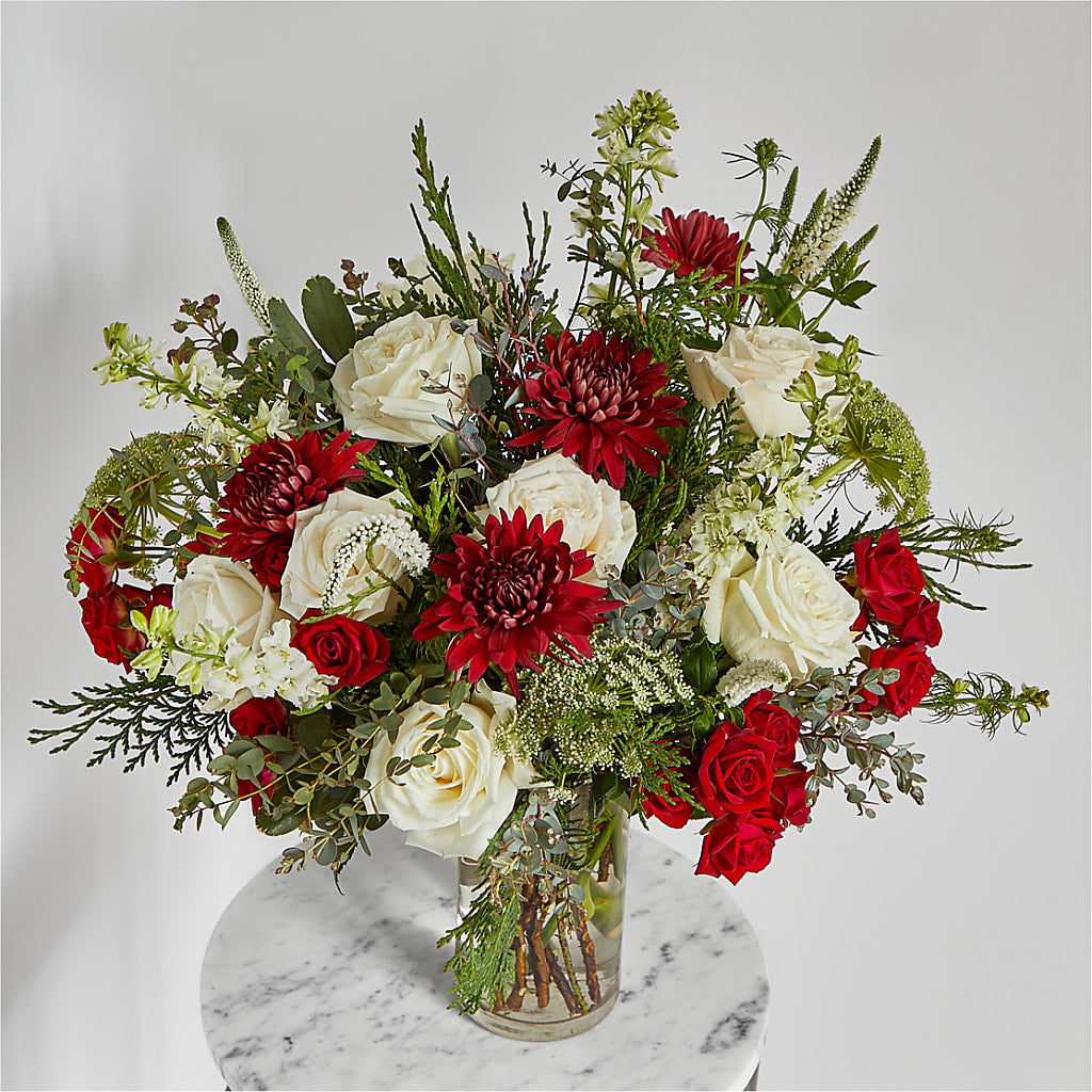 Favorite Traditions Bouquet –  Moreno Valley Flower Box, Moreno Valley CA