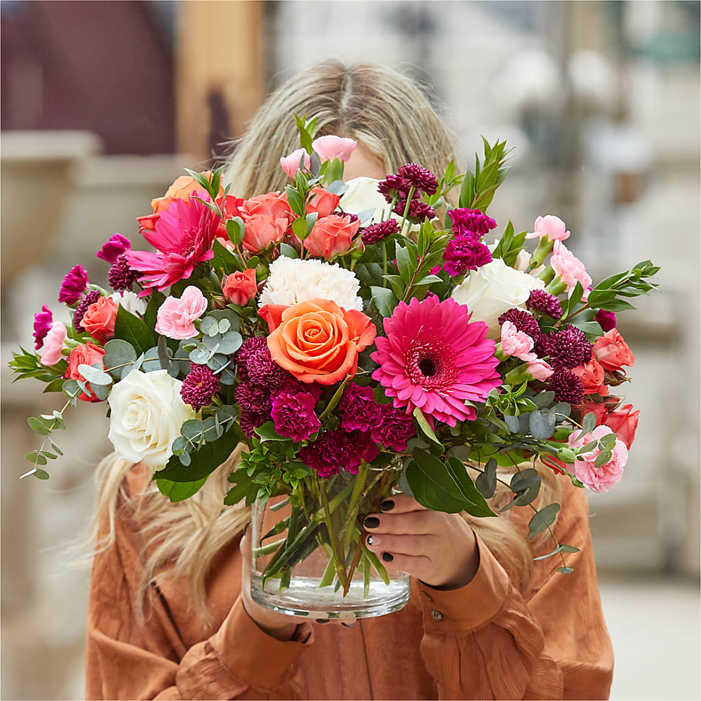 Smell the Roses Bouquet –  Moreno Valley Flower Box, Moreno Valley CA